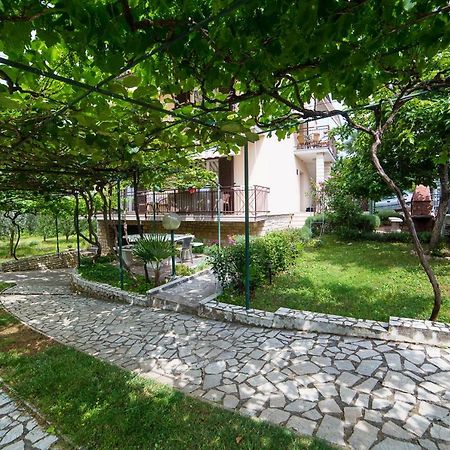 Apartments Marija Πόρετς Εξωτερικό φωτογραφία