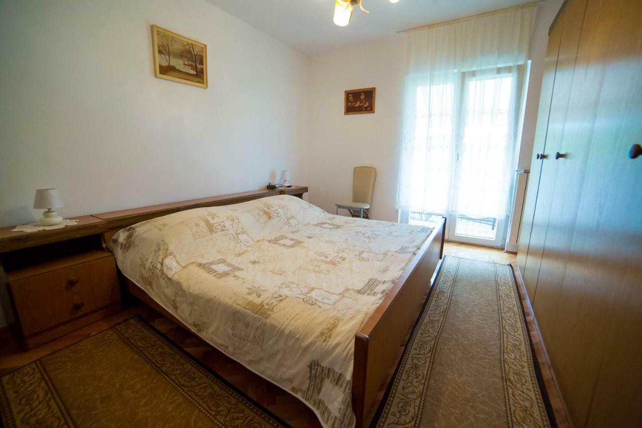 Apartments Marija Πόρετς Εξωτερικό φωτογραφία