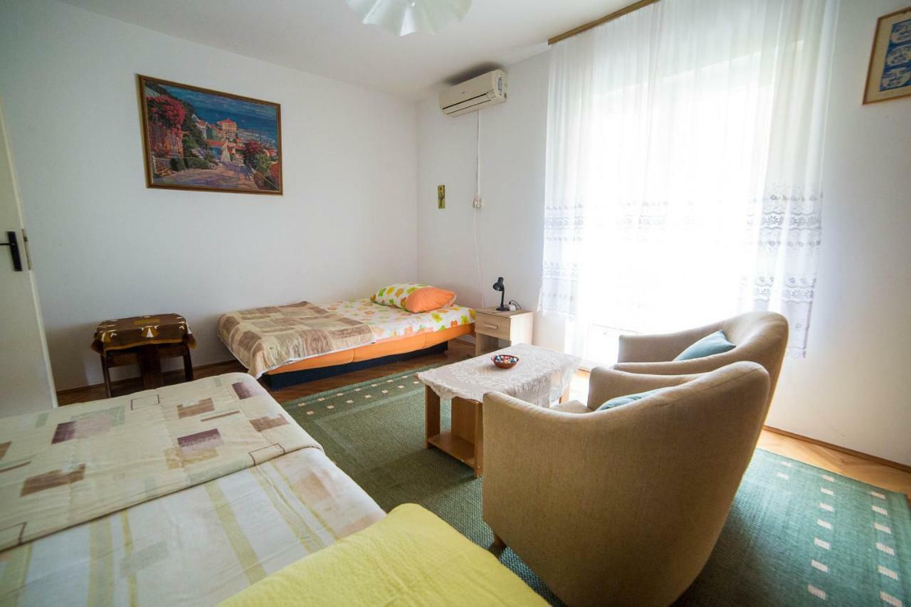 Apartments Marija Πόρετς Εξωτερικό φωτογραφία